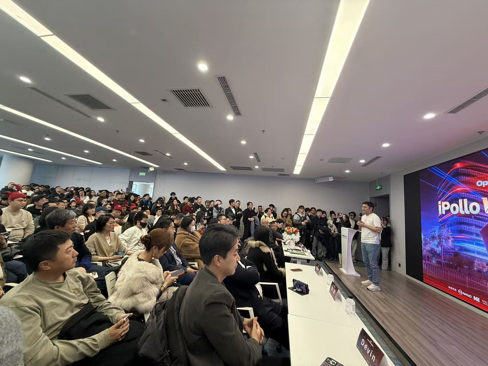 OpenClaw引发AI Agent狂潮背后，从北京人山人海线下活动学到了什么？